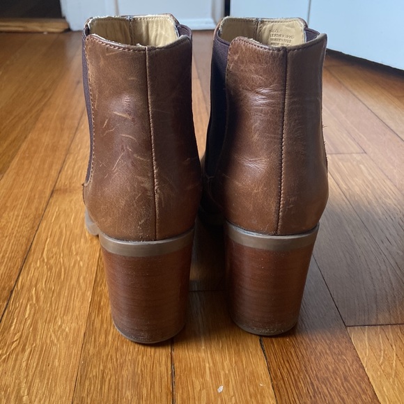 Nisolo Size 11 Brown Leather Chelsea Boot - Picture 4 of 8
